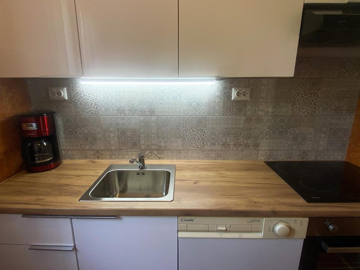 Leona Apartman Kraljevica Kültér fotó
